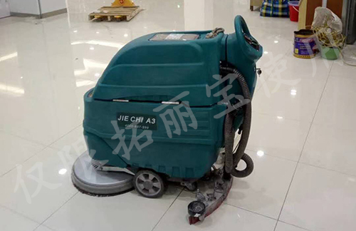 手推式洗地機(jī)推不走，是什么原因？